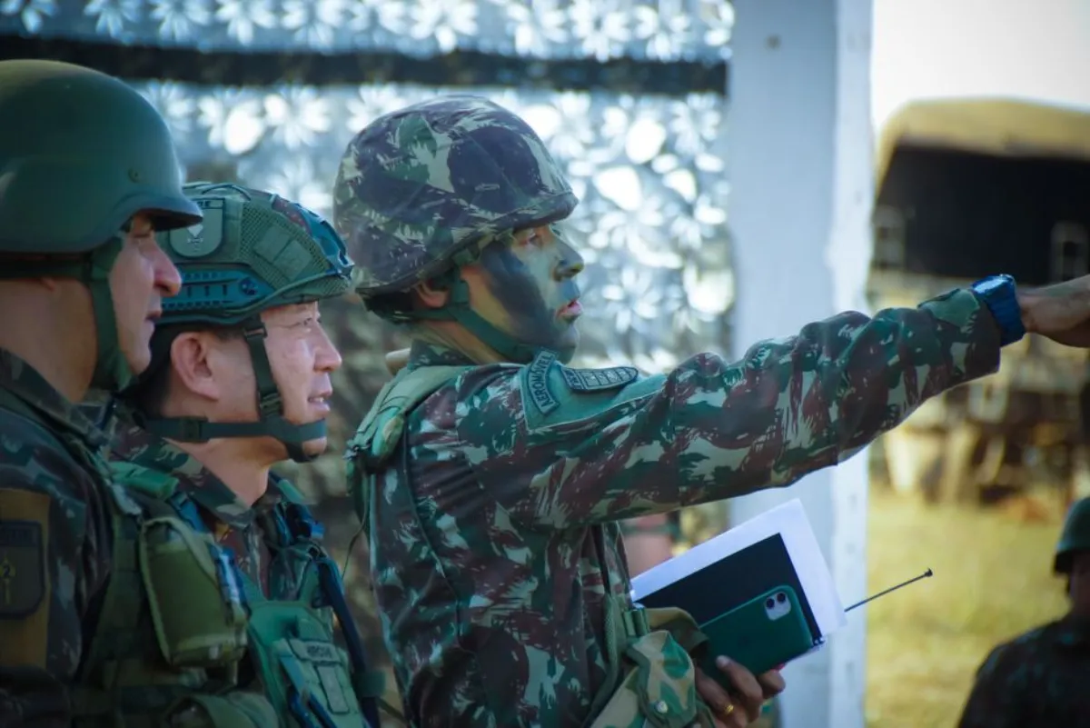 military briefing